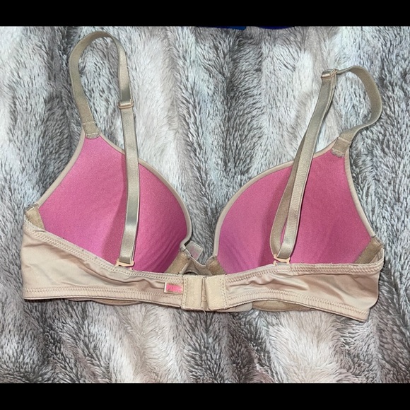 PINK Wear Everywhere T-Shirt Lightly Lined Bra - Picture 4 of 5